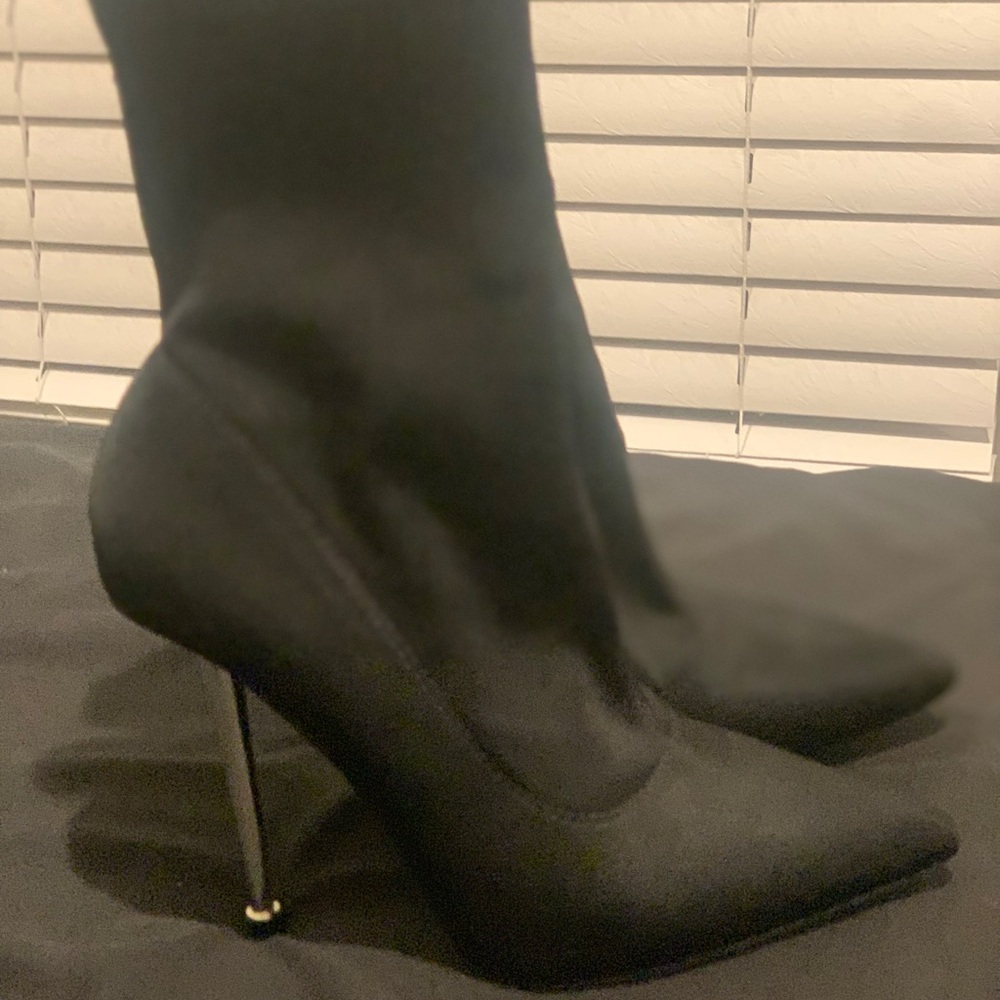 Bootie - Black - Picture 8 of 10